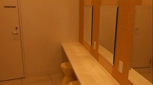 パウダールーム